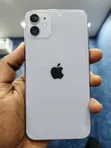 Apple iPhone 11 64GB - 2