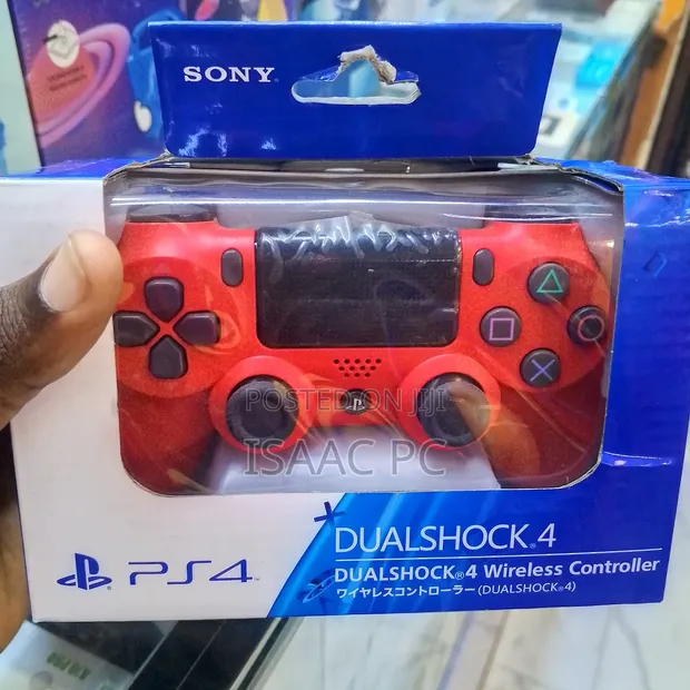 PS4 DualShock 4 Wireless Controller - 1