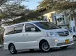 Toyota Alphard 2005 Pearl White - 1