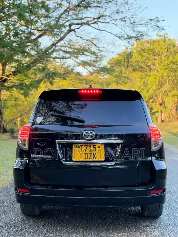 Toyota Vanguard 2009 Black - 1