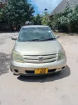 Toyota IST 2004 Gold - 1