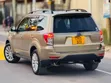 Subaru Forester 2009 Gold - 4