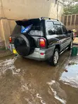 Toyota RAV4 Base FWD 1999 Black - 3