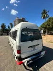 Toyota HiAce 2002 White - 3