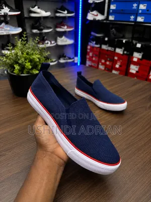 Simple Men's Shoes
