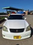 Toyota Crown 2006 Nyeupe - 1