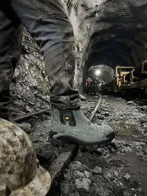 Caterpillar Steel Boots - Size 40-45