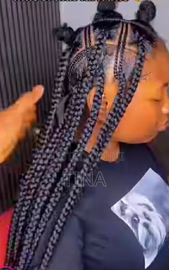 Cleopatra Salon: Huduma za Urembo wa Nywele za Kitaalamu - 1