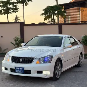 Toyota Crown Athlete 2006 White
