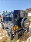 Land Rover Defender Puma 2014 Nyeusi - 4
