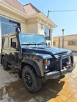 Land Rover Defender Puma 2014 Nyeusi - 5