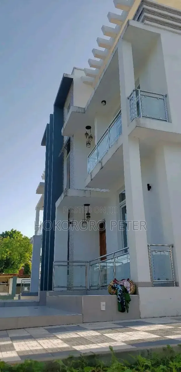 2 Bedroom Apartment for Rent in Msasani, Kinondoni - 1