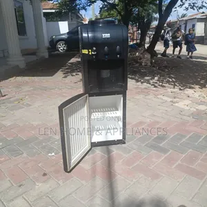 Von Water Dispenser - Black, Used