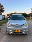 Toyota Noah 2008 Nyeupe - 1