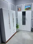 Kabati la Nguo 3-Door Mpya na Droo - 1