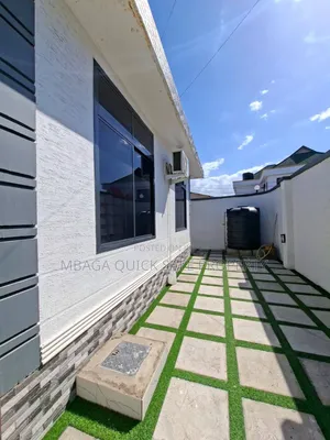 6 Bedroom House for Sale in Makumbusho, Mwananyamala