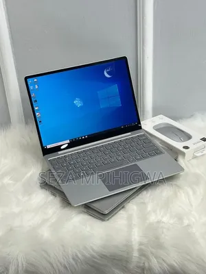 Microsoft Surface Laptop Go - 8GB RAM, 256GB SSD