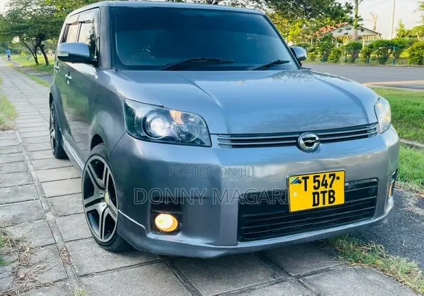 Toyota Corolla Rumion 2008 Gray - 1