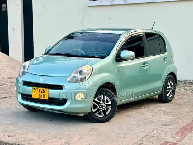 Toyota Passo 2006 Green - 1