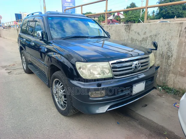 Toyota Land Cruiser Prado 2006 Black - 1
