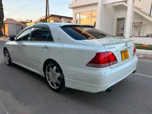 Toyota Crown Athlete 2006 Nyeupe
