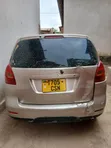 Toyota Corolla Spacio 2007 Dhahabu - 3