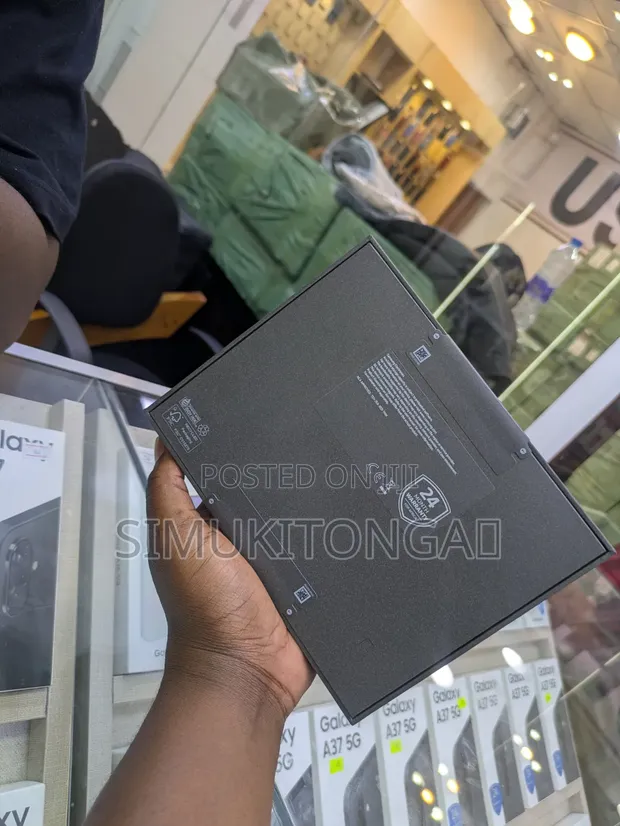 New Samsung Galaxy Z Fold8 256GB - 1