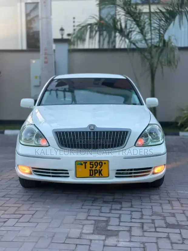 Toyota Brevis 2005 White - 1