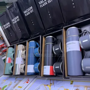 Vacuum Flask Set - 500ml with 3 Cups