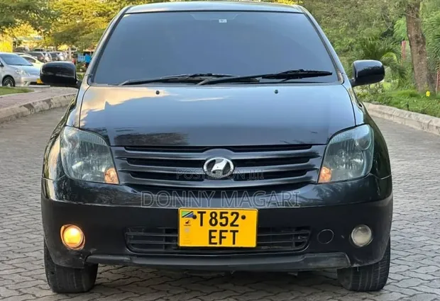 Toyota IST 2006 Black - 1