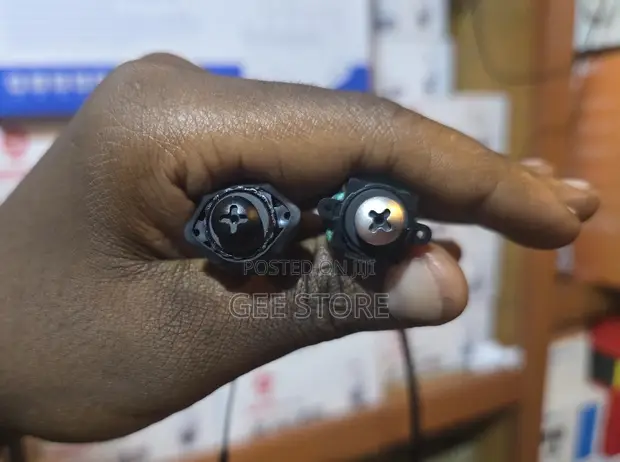 Spy Camera WiFi Screw Lens - 1