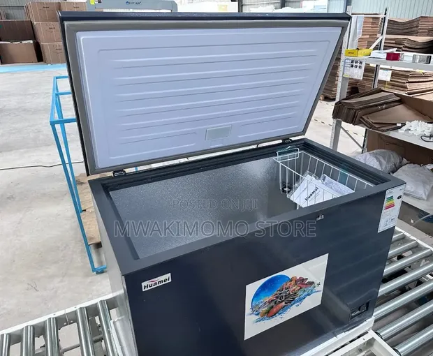 Huamei Single-Door Chest Freezer 200L - 1