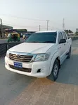 Toyota Hilux 2007 White - 1