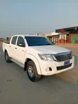Toyota Hilux 2007 White - 2