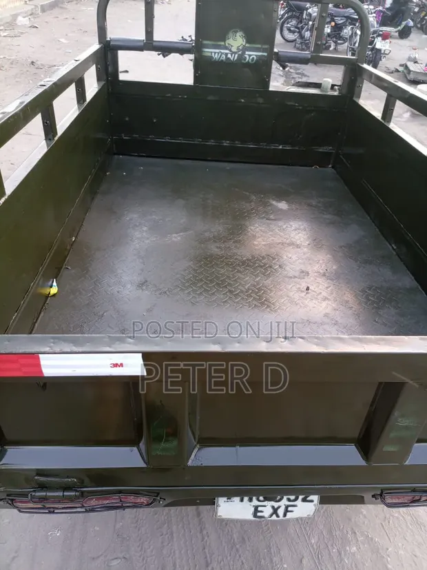 TVS King Cargo 2025 Green - 1