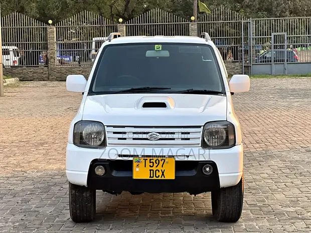 Suzuki Jimny 2003 Nyeupe - 1