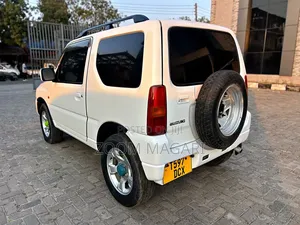 Suzuki Jimny 2003 Nyeupe