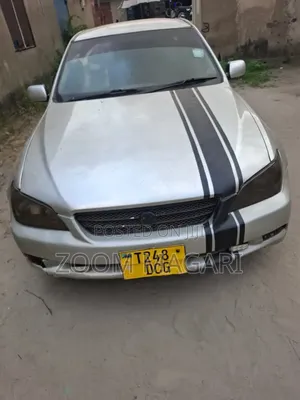 Toyota Altezza Gita 2004 Silver
