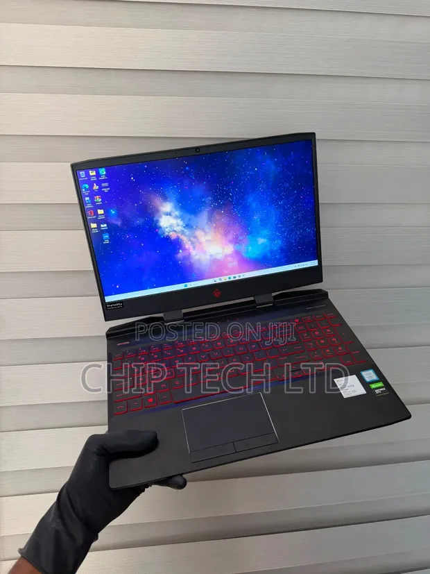 HP Omen 15 Laptop ya Michezo - Core i7, 16GB RAM, 512GB SSD - 1