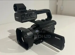 Sony HXR NX80 / PXW Z90 4K Video Camera