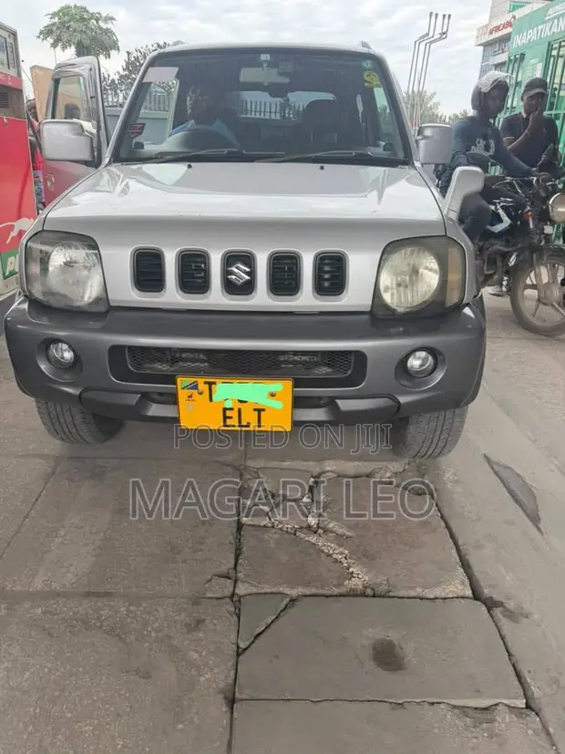 Suzuki Jimny Cabriolet Automatic 2005 Silver - 1