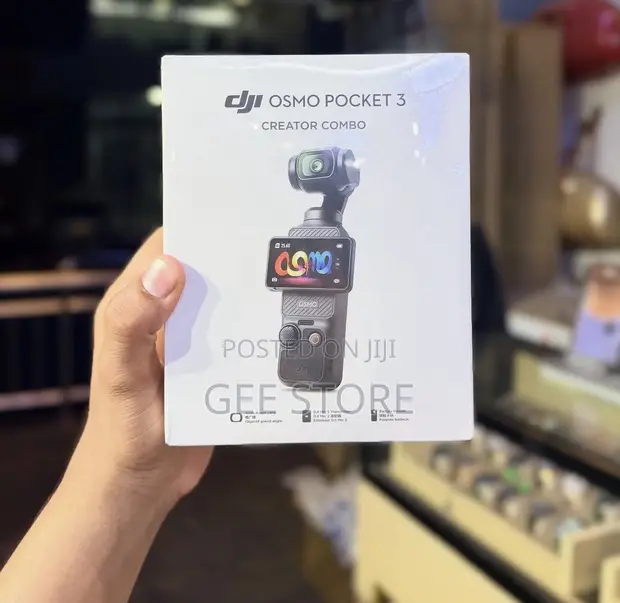 DJI Osmo Pocket 3 Creator Combo - 1
