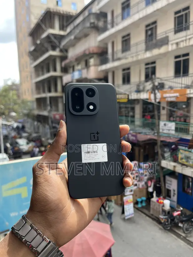 New OnePlus 15 512GB Black - 1