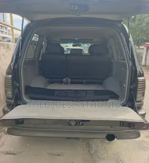Toyota Land Cruiser Amazon 2006 Black