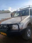 Toyota Land Cruiser 2007 Beige - 5