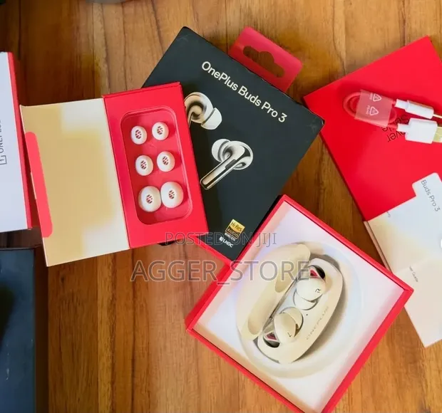 OnePlus Buds Pro 3 Wireless Earbuds - 1