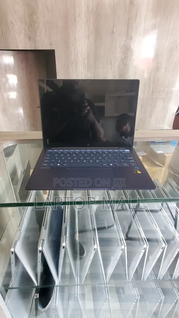 HP Elitebook Ultra G1i 14" 32GB RAM 512GB SSD Qualcomm Snapdragon X Elite - 1
