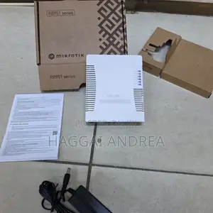 MikroTik RB951UI-2HND Router ya Wireless