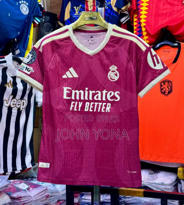 Real Madrid Jersey Pink - 1