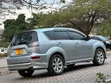 Mitsubishi Outlander 2010 Silver - 2